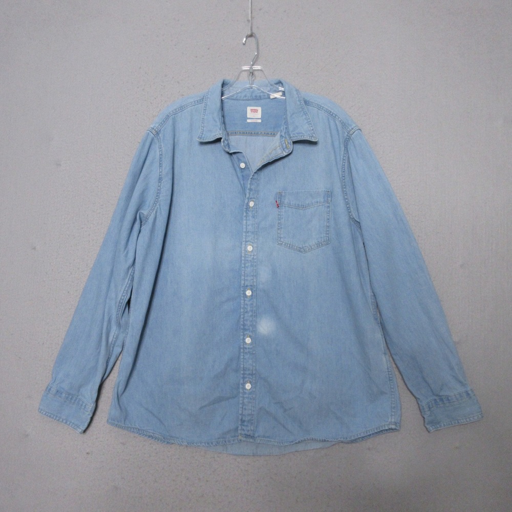 Levis Shirt Mens XL Chambray Light Wash Blue Cotton Button Classic Staple Piece